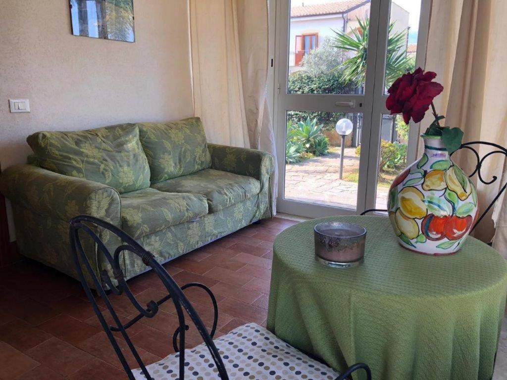 Villa Cavalluccio Marino Con Piscina Idromassaggio Carini Bagian luar foto